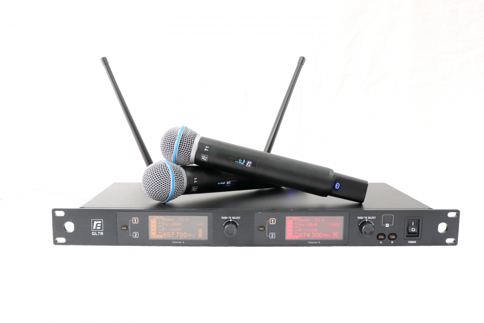 RFIntell QL7R/T1-B 720,500-754,000 МГц 2-канальная радиосистема с 2-мя ручными микрофонами в Малой Вишере